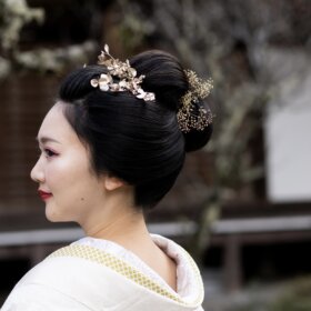 新日本髪 | Maison de Raffine